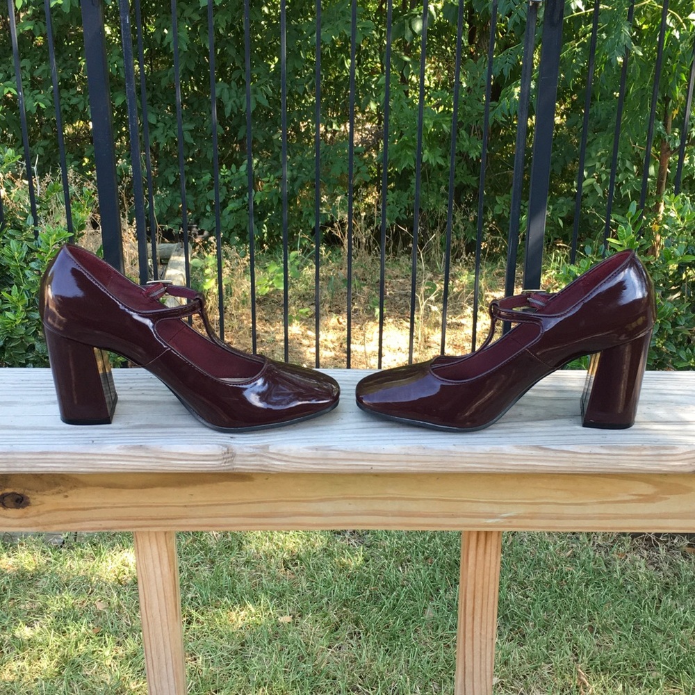 Fioni Burgundy/Wine Strap Block Heels